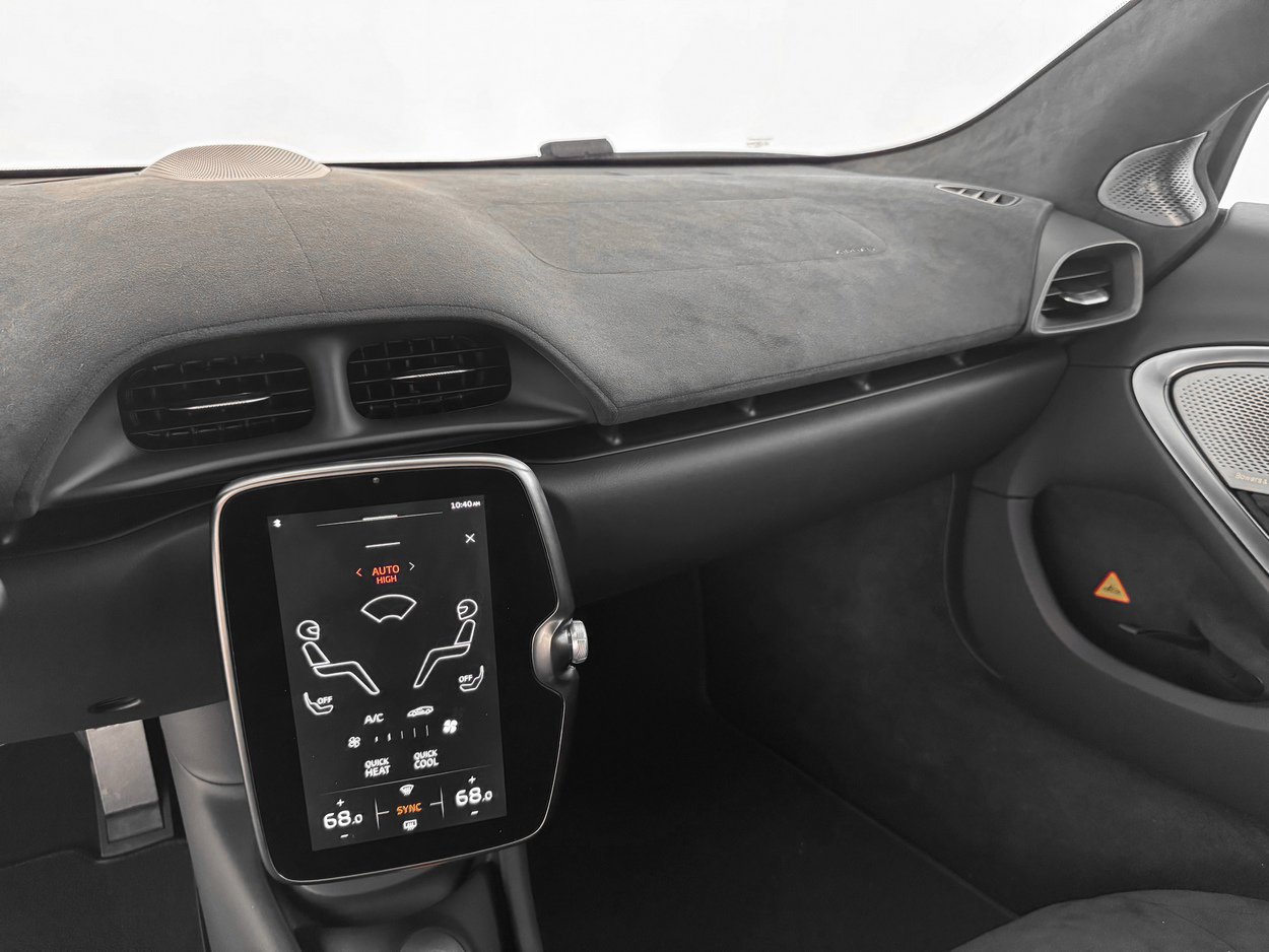 New 2025 McLaren Artura image 25