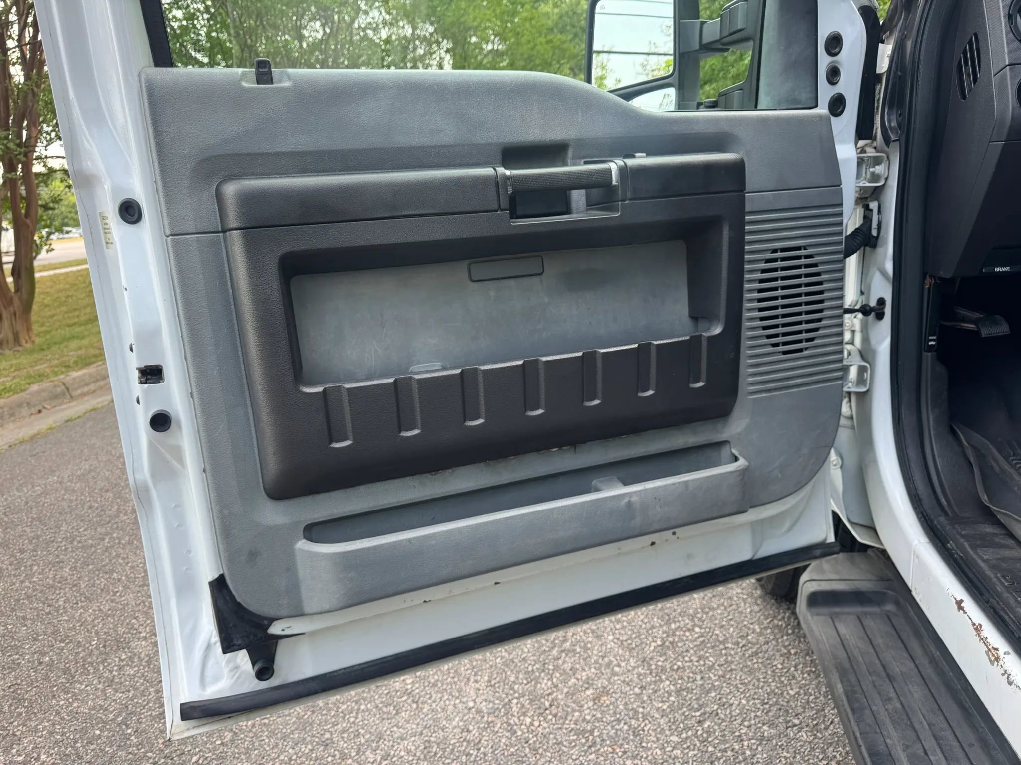 Used 2012 Ford F250 XL w/ PWR Equipment Group AWD/4WD image 10