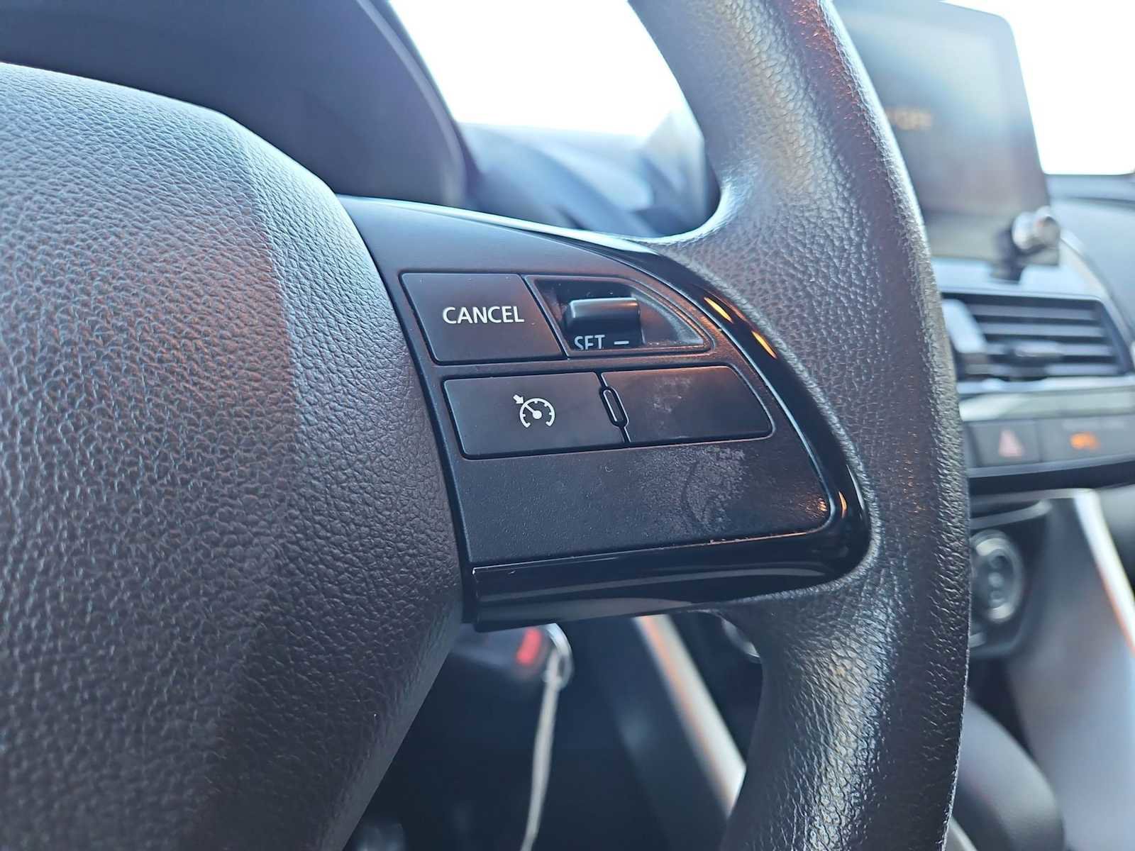 Used 2022 Mitsubishi Eclipse Cross LE image 25