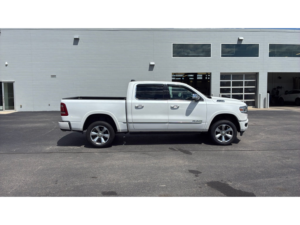 Used 2022 RAM 1500 Limited w/ Body-Colour Bumper Group AWD/4WD image 7