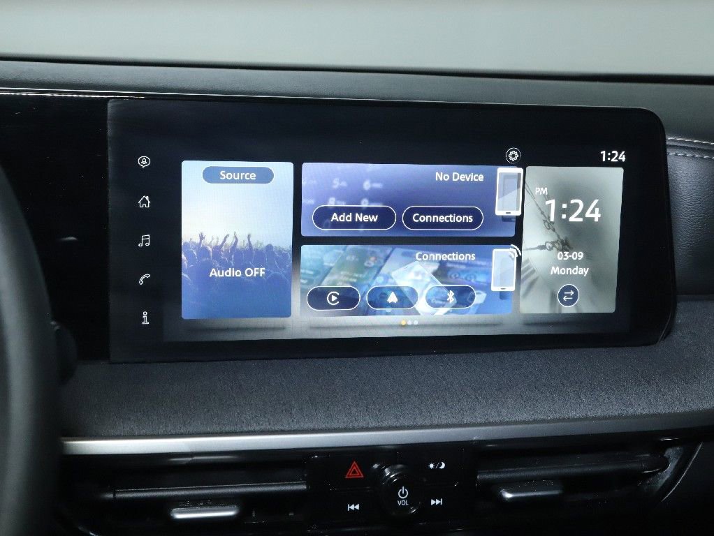 Certified 2025 Nissan Kicks SV image 23