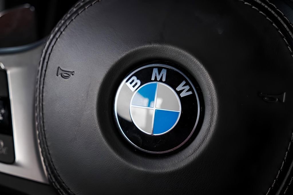 Used 2023 BMW M850i xDrive Coupe image 39