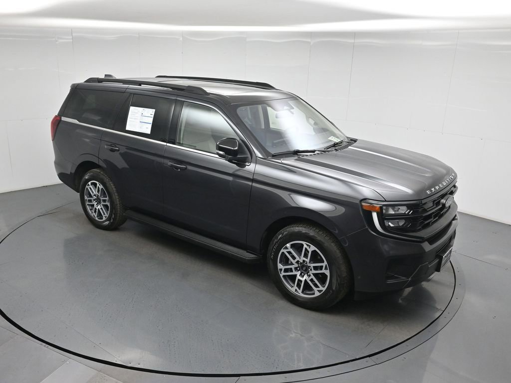 Certified 2025 Ford Expedition Active AWD/4WD image 39
