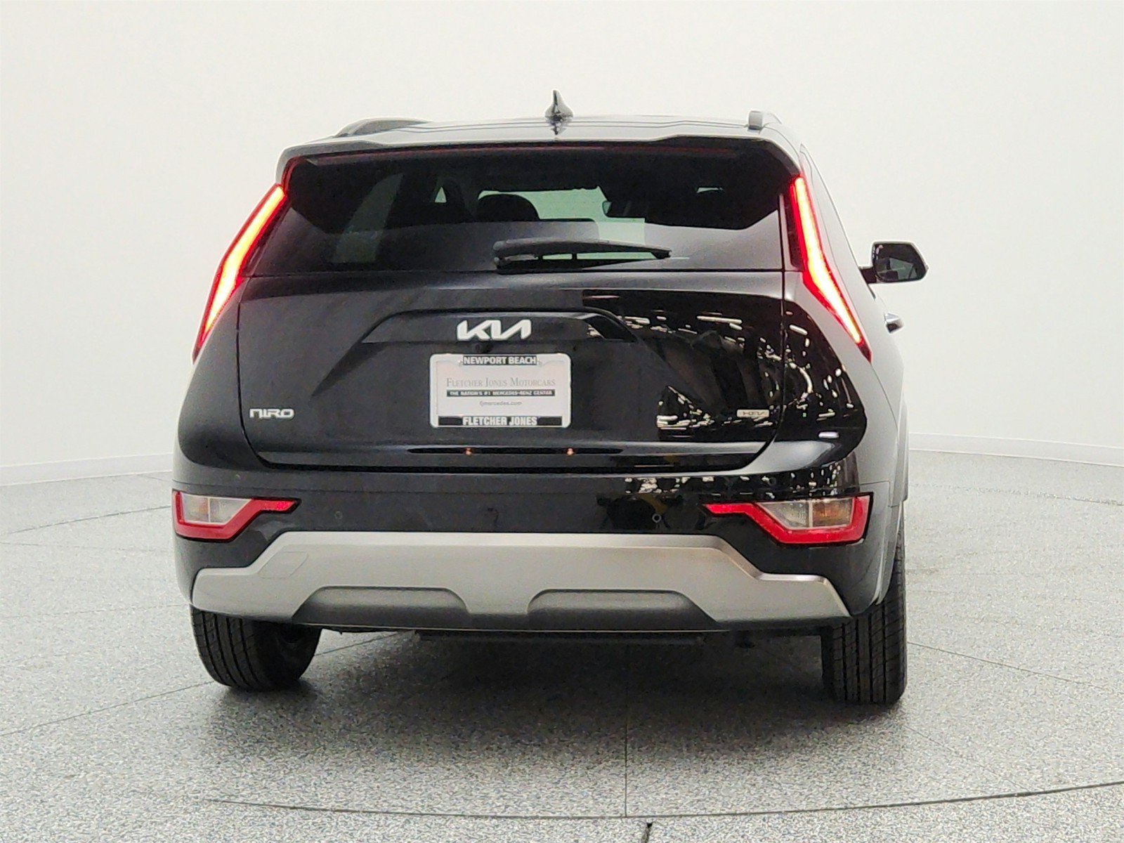 Used 2023 Kia Niro FWD image 6