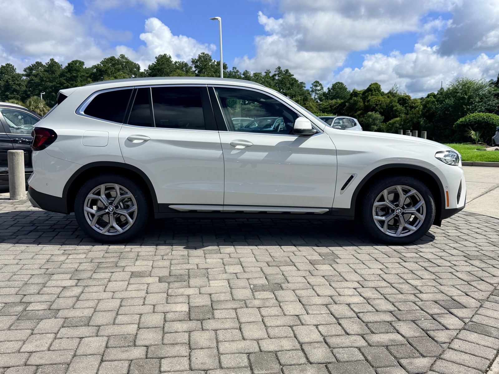 Used 2024 BMW X3 xDrive30i w/ Convenience Package AWD/4WD image 8