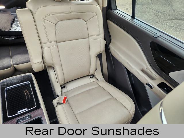 Certified 2023 Lincoln Aviator Reserve w/ Equipment Group 201A image 16