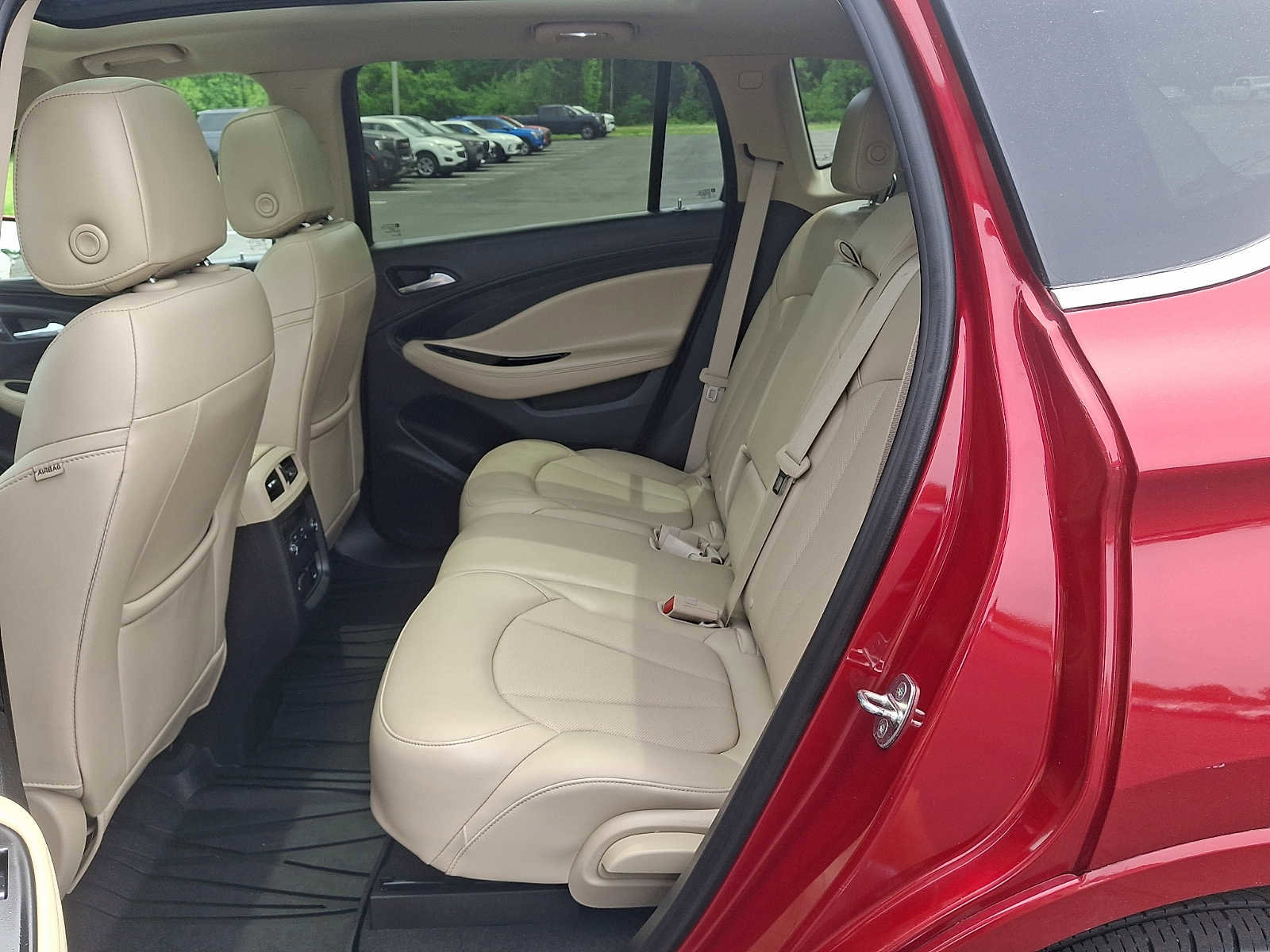 Used 2018 Buick Envision Essence AWD/4WD image 10