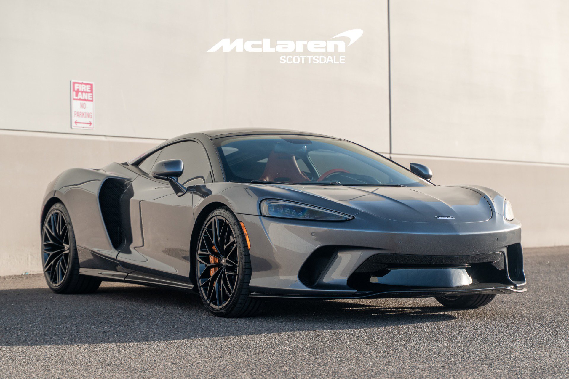 Used 2023 McLaren GT image 9