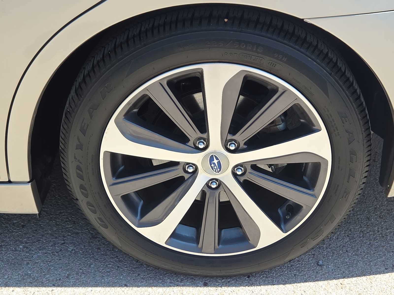 Used 2019 Subaru Legacy 2.5i Limited AWD/4WD image 12