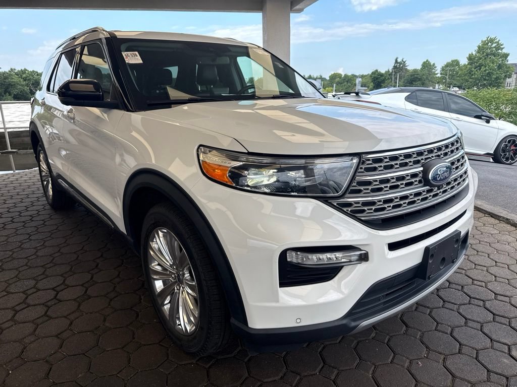 Used 2022 Ford Explorer Limited w/ Limited Technology Package AWD/4WD image 4