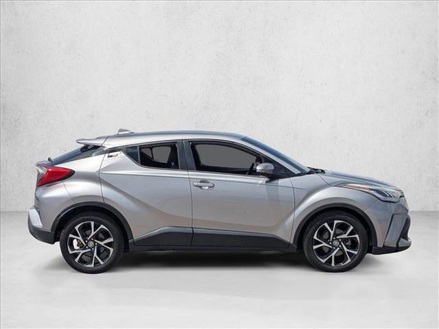 Used 2020 Toyota C-HR XLE image 4