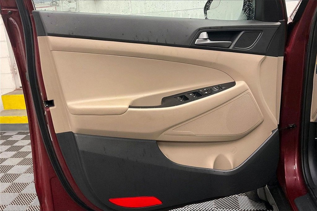 Used 2016 Hyundai Tucson SE w/ Option Group 02 image 22