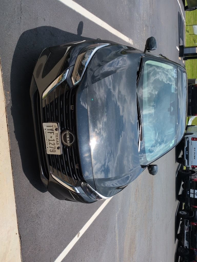 Used 2024 Nissan Sentra SV FWD image 2