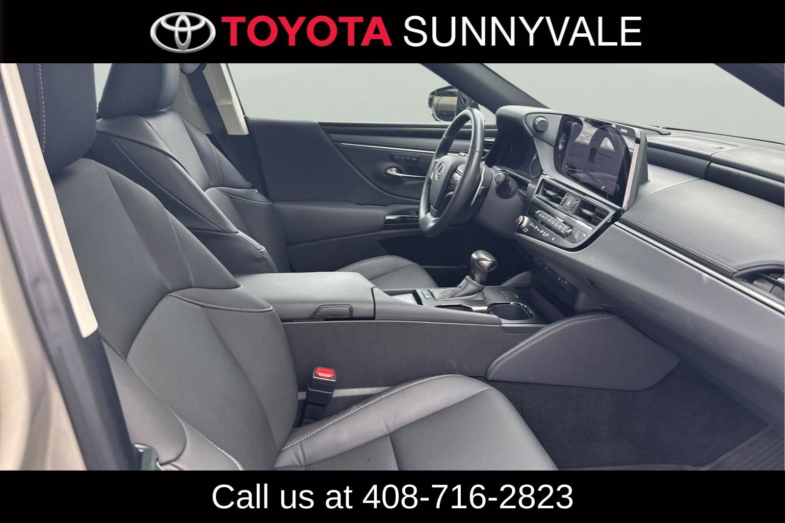 Used 2025 Lexus ES 300h w/ Premium Package image 20