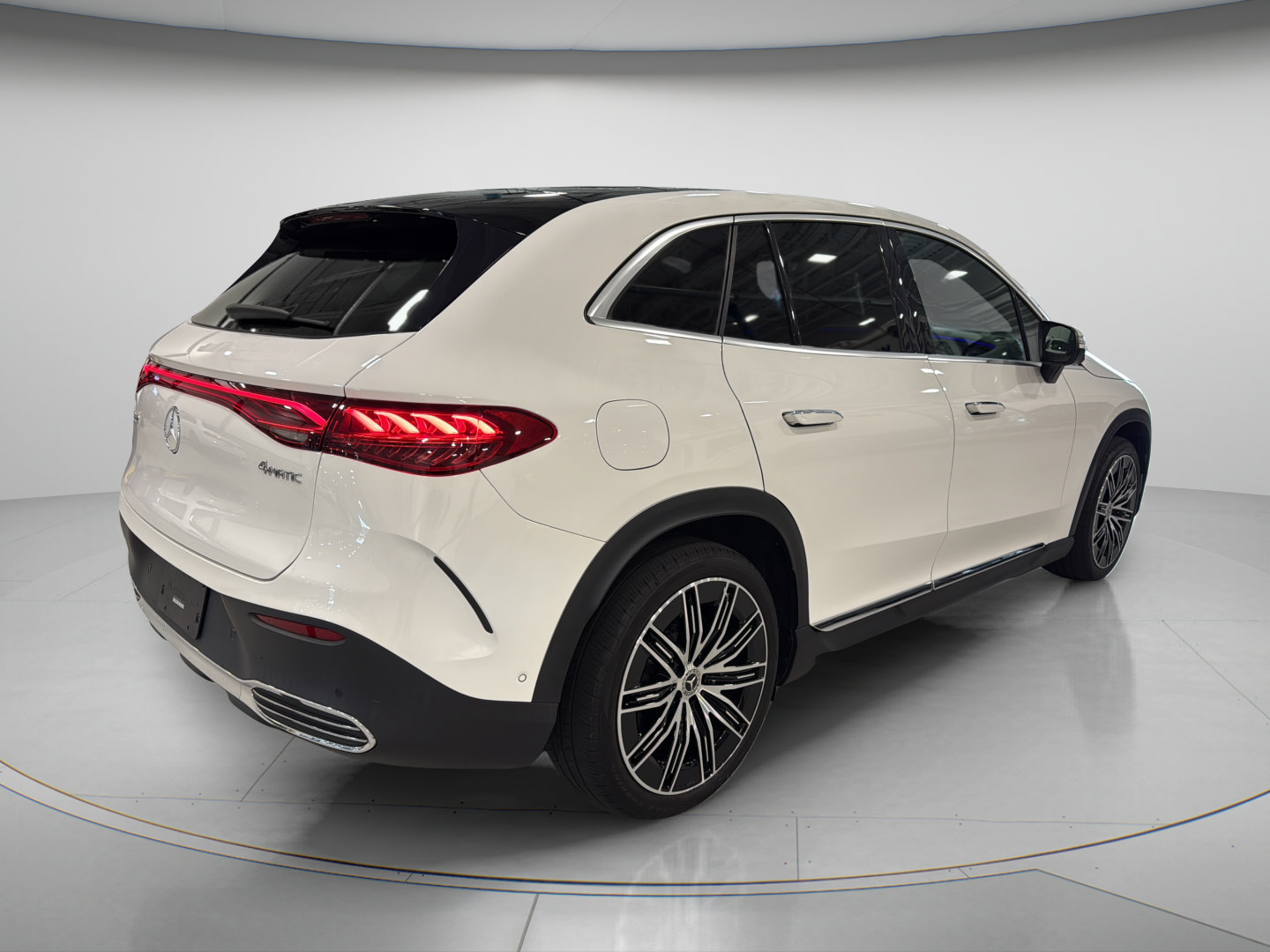 Certified 2023 Mercedes-Benz EQE 500 4MATIC SUV image 5