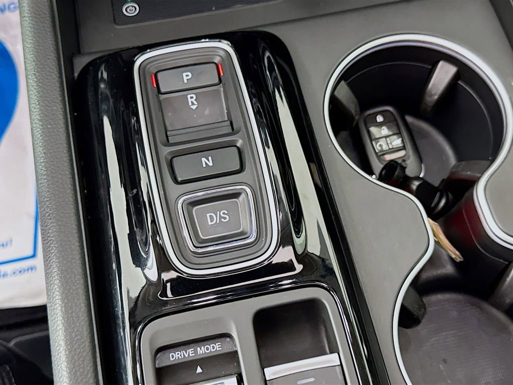 Used 2025 Honda Pilot Touring image 23