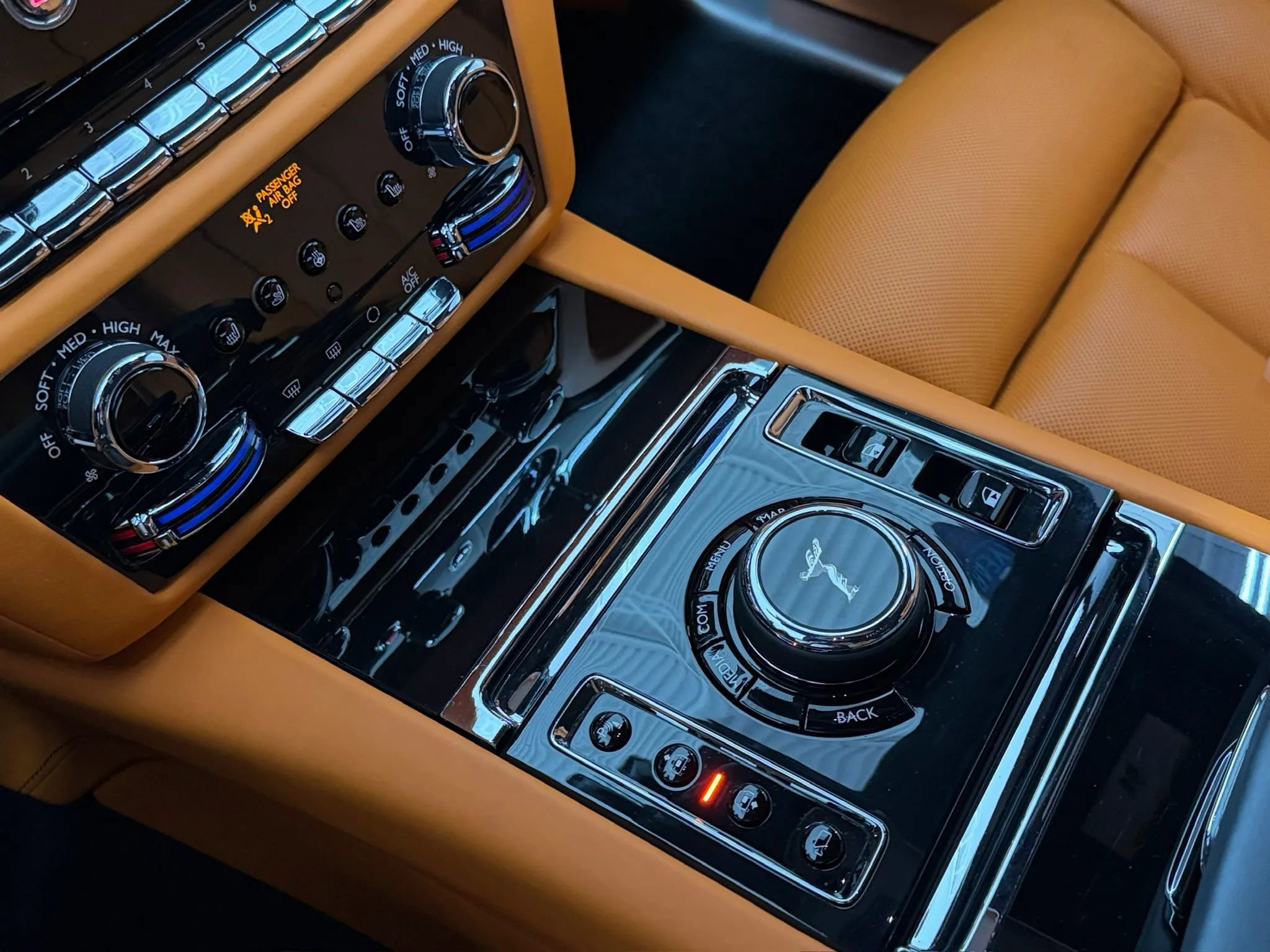 Used 2022 Rolls-Royce Ghost AWD/4WD image 35