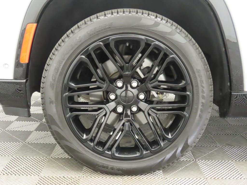 Used 2024 Jeep Wagoneer Series II w/ Convenience Group I image 30