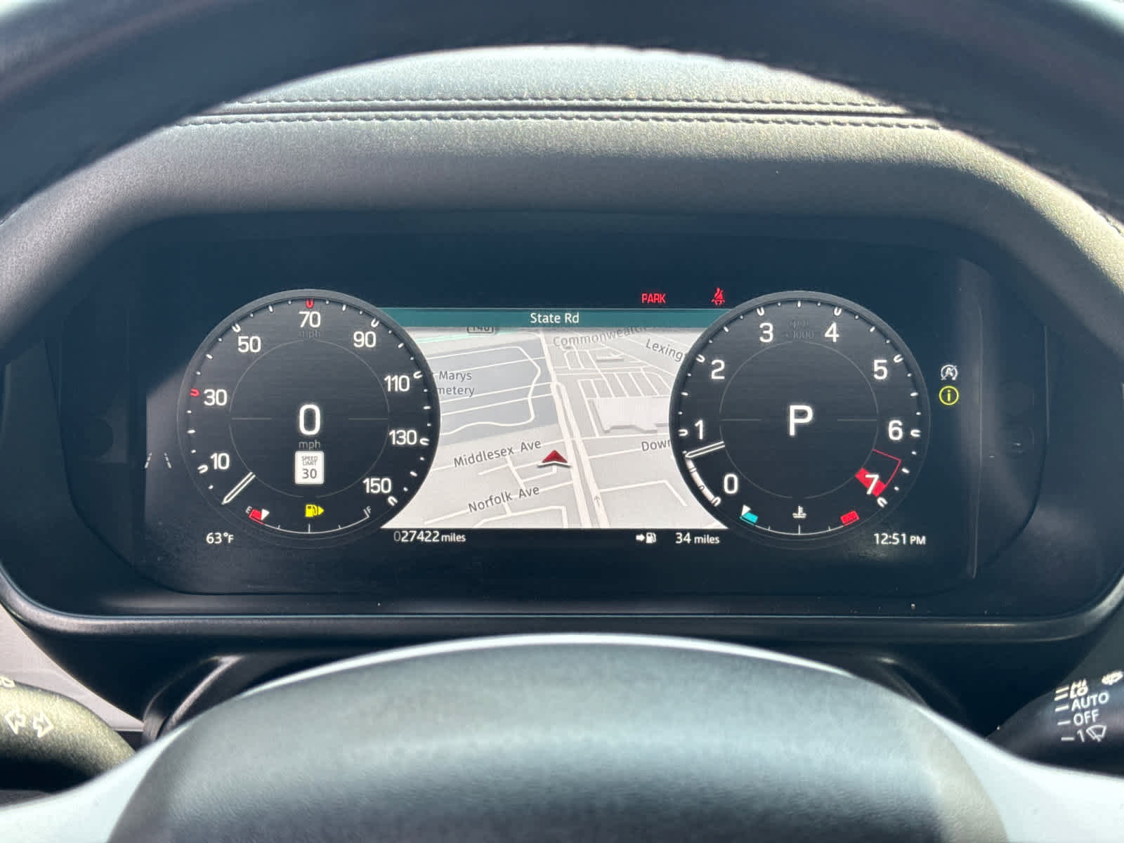 Used 2025 Land Rover Defender 110 S image 18