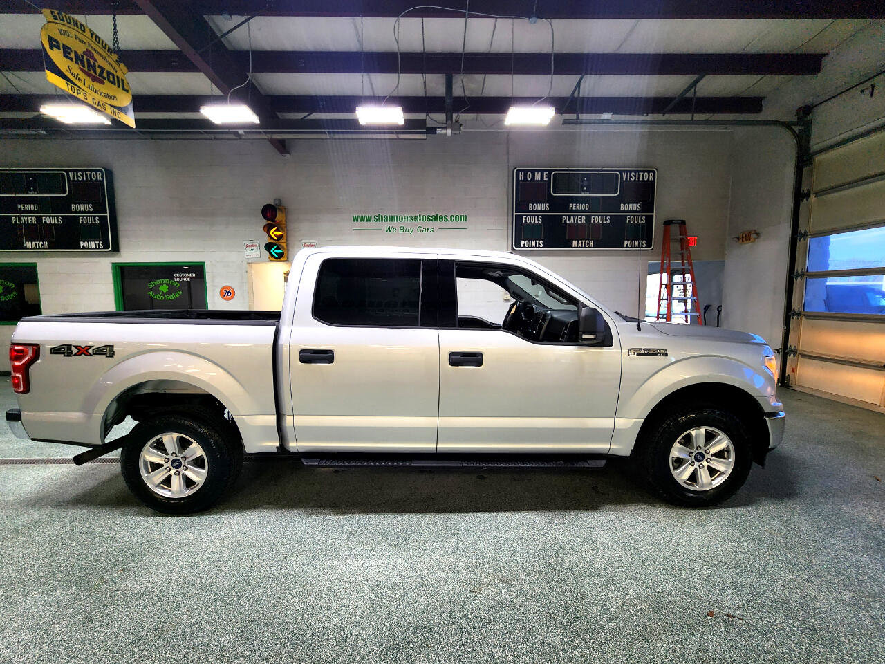 Used 2018 Ford F150 XLT w/ Equipment Group 301A Mid image 5