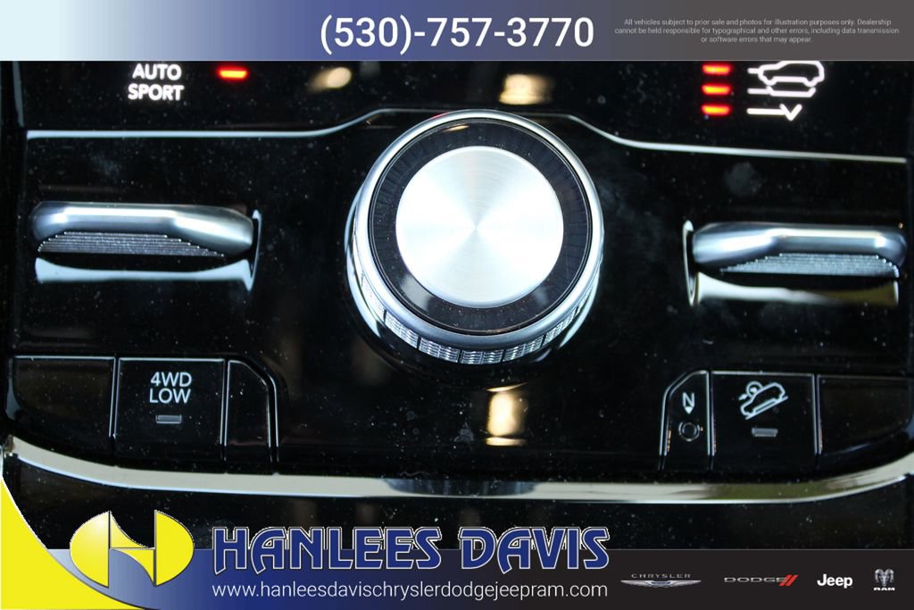 New 2023 Jeep Grand Cherokee Overland w/ MOPAR Finishing Package AWD/4WD image 21