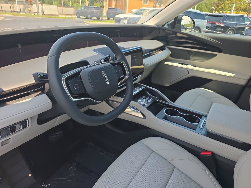 New 2026 Lincoln Nautilus Premier AWD/4WD image 15