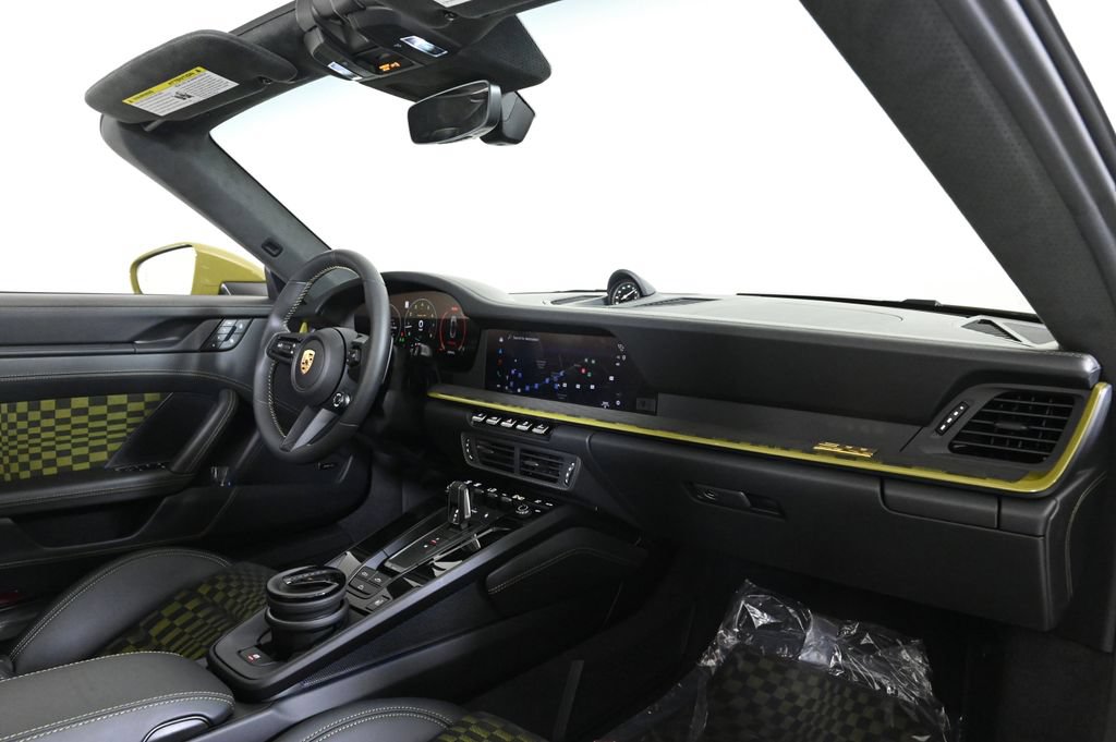 Used 2026 Porsche 911 GTS RWD image 17