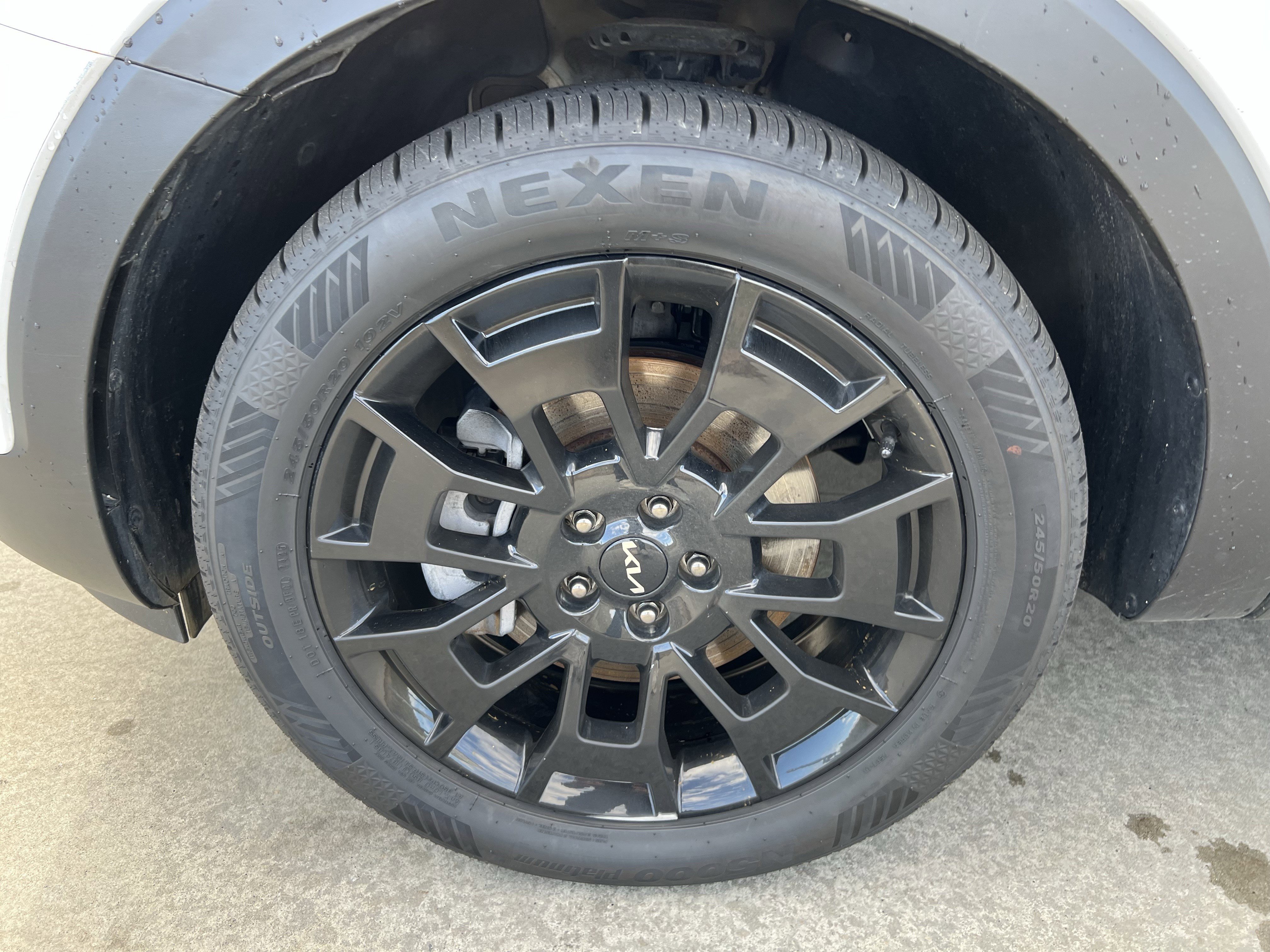 Used 2022 Kia Telluride EX w/ EX Premium Package image 13