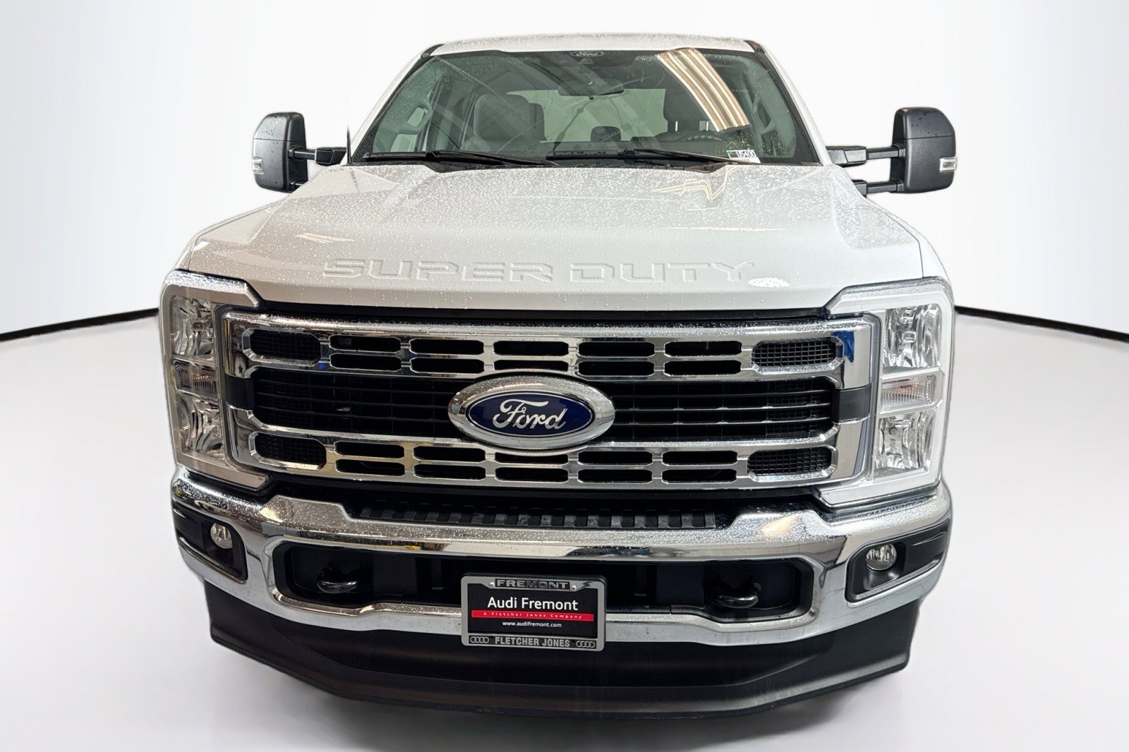 Used 2024 Ford F250 XLT image 2