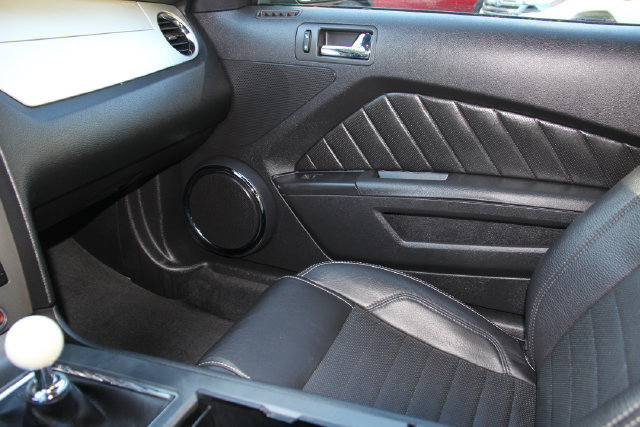 Used 2011 Ford Mustang GT Premium w/ Security Pkg RWD image 26