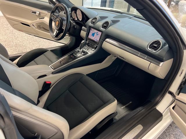 Used 2018 Porsche 718 Cayman Base w/ Light Design Package image 20
