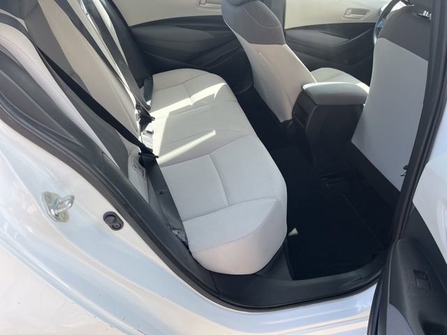 Used 2022 Toyota Corolla LE FWD image 15