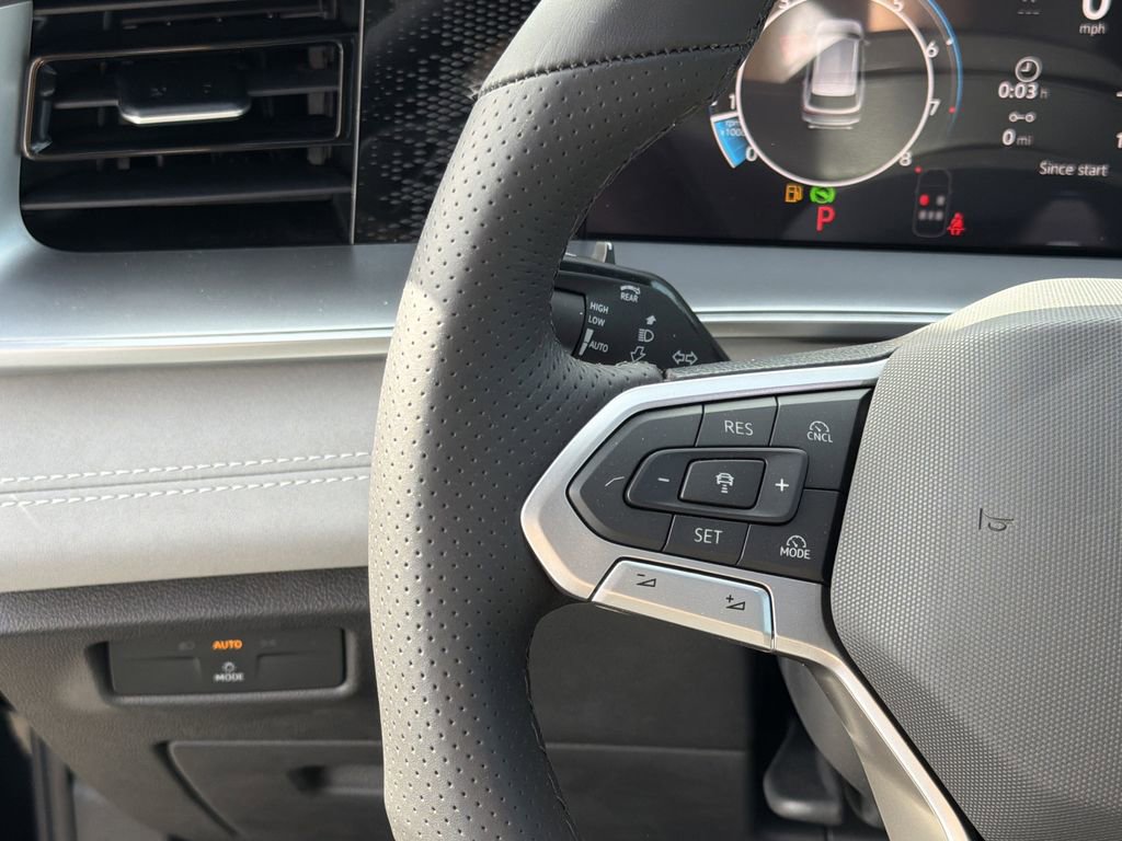 New 2026 Volkswagen Tiguan SE R-Line image 27