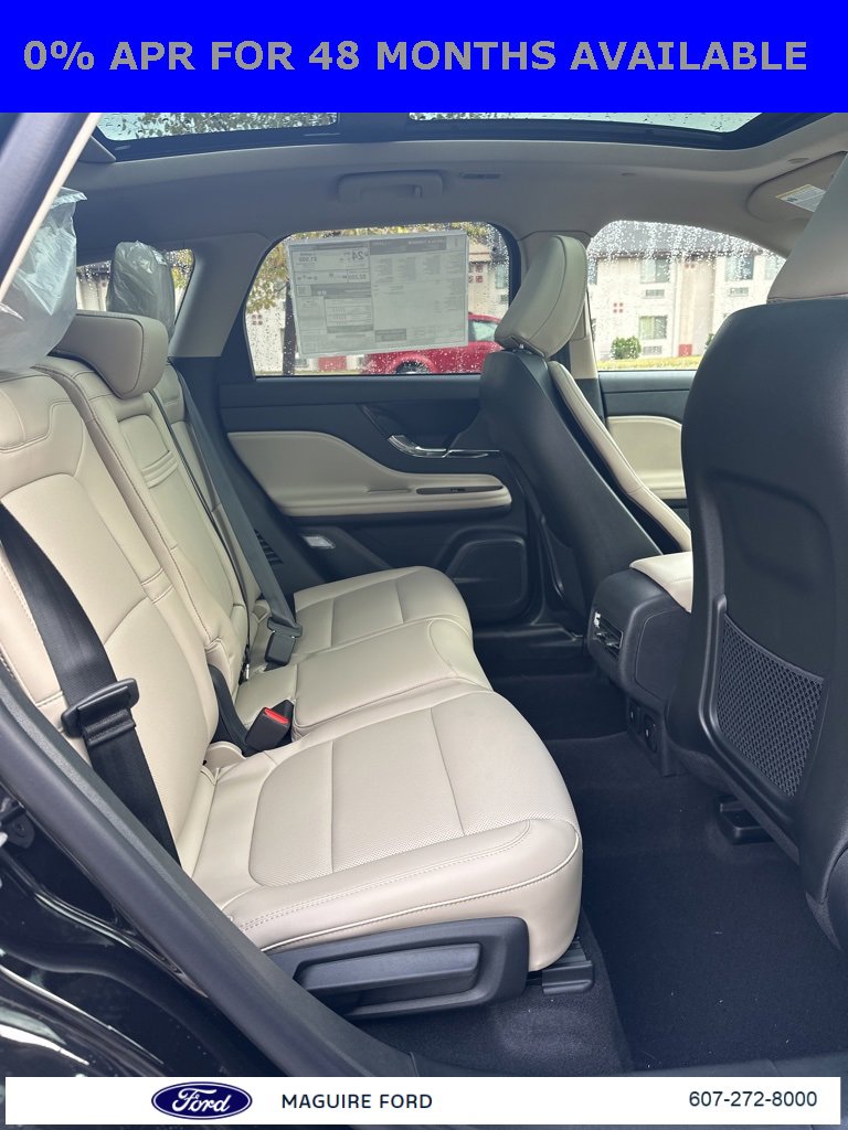 New 2025 Lincoln Corsair AWD w/ Equipment Group 101A image 12