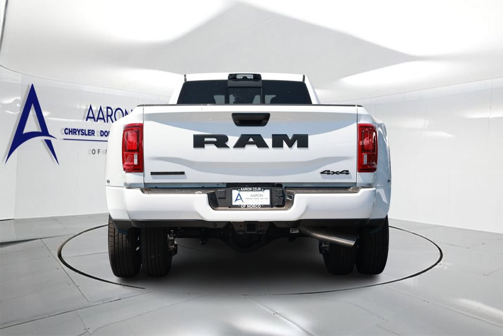 New 2026 RAM 3500 Big Horn AWD/4WD image 3