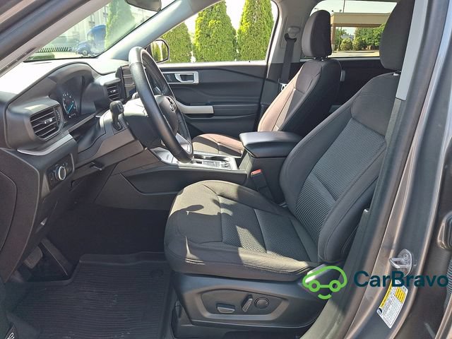 Used 2023 Ford Explorer XLT AWD/4WD image 15