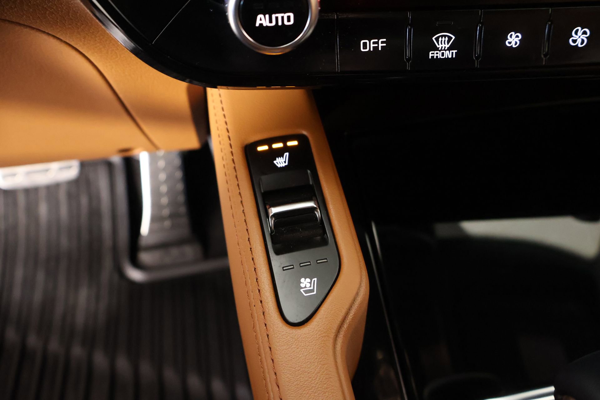 Used 2025 Kia Telluride SX Prestige X-Line image 8