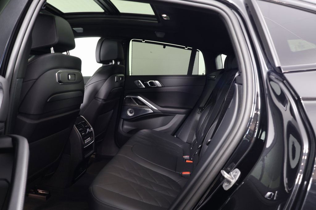 Used 2026 BMW X6 M60i AWD/4WD image 11