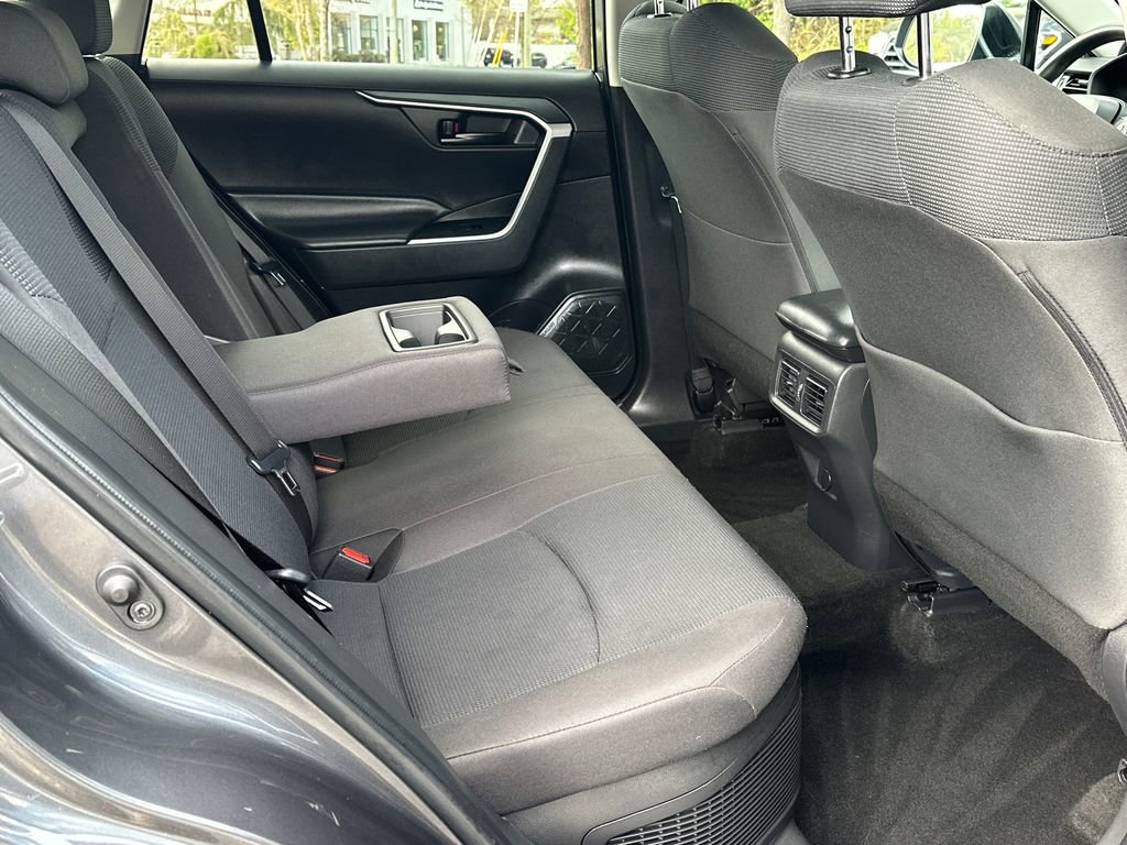Used 2023 Toyota RAV4 LE image 13