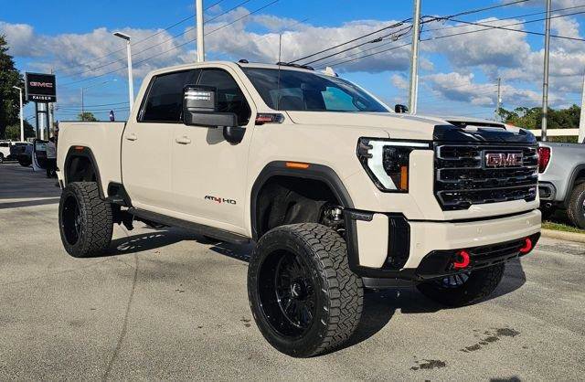 New 2026 GMC Sierra 3500 AT4 image 7