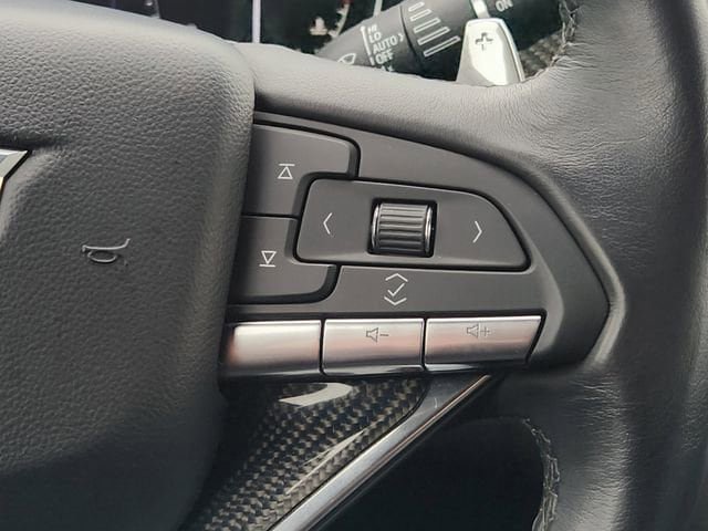 Used 2024 Cadillac XT6 Sport AWD/4WD image 30