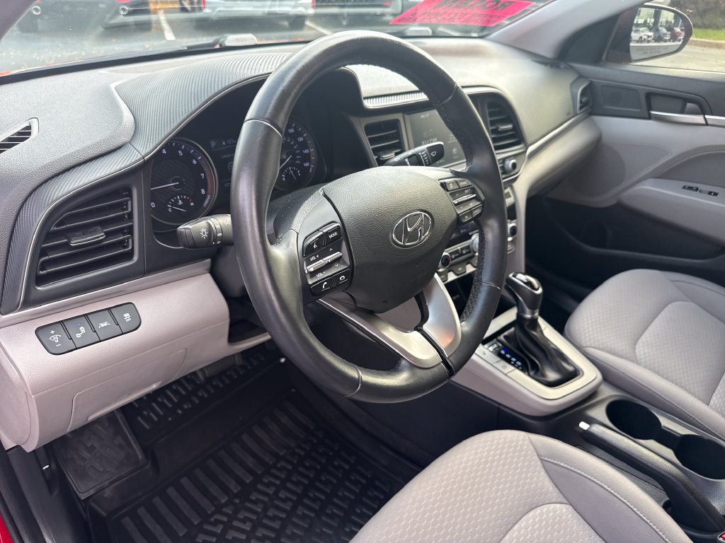 Used 2020 Hyundai Elantra Value Edition w/ Cargo Package (C1) FWD image 13
