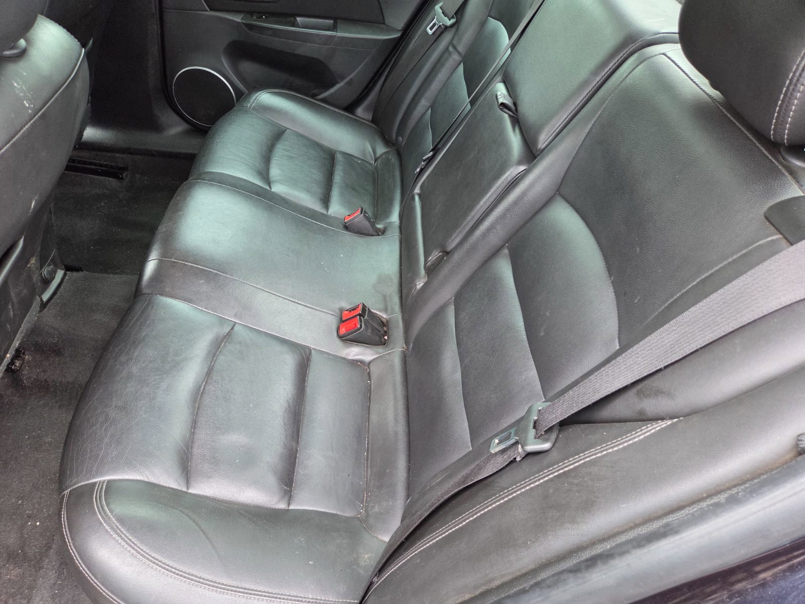 Used 2015 Chevrolet Cruze LTZ w/ Sun, Sound and Sport Package FWD image 10