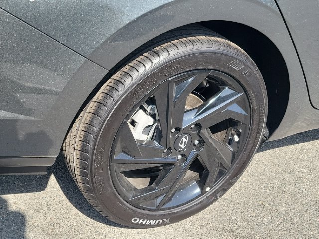 New 2026 Hyundai Elantra Sport FWD image 29