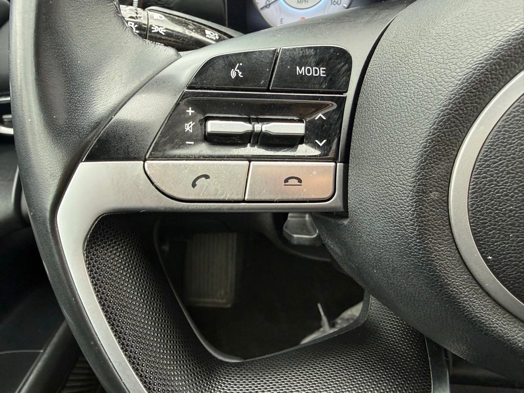 Used 2021 Hyundai Elantra Limited w/ Cargo Package FWD image 23