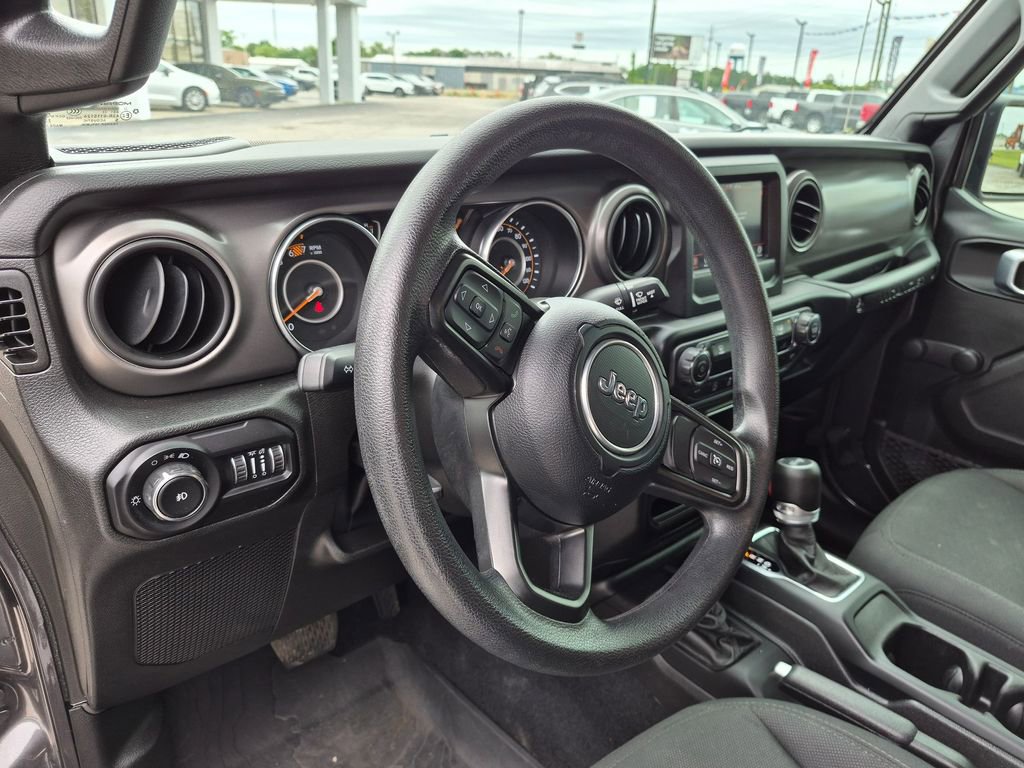 Used 2022 Jeep Wrangler Sport AWD/4WD image 14