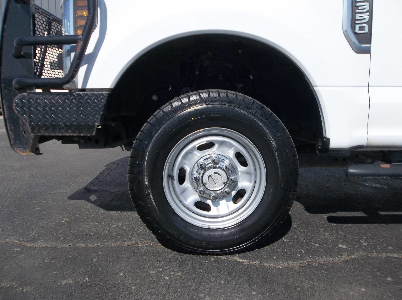 Used 2018 Ford F350 XL image 11