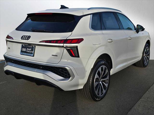 New 2026 Audi Q3 quattro 2.0T image 3