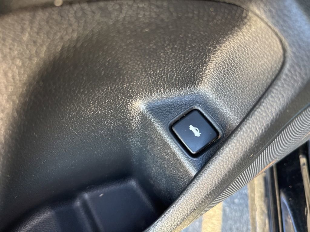 Used 2019 Honda Civic EX image 18