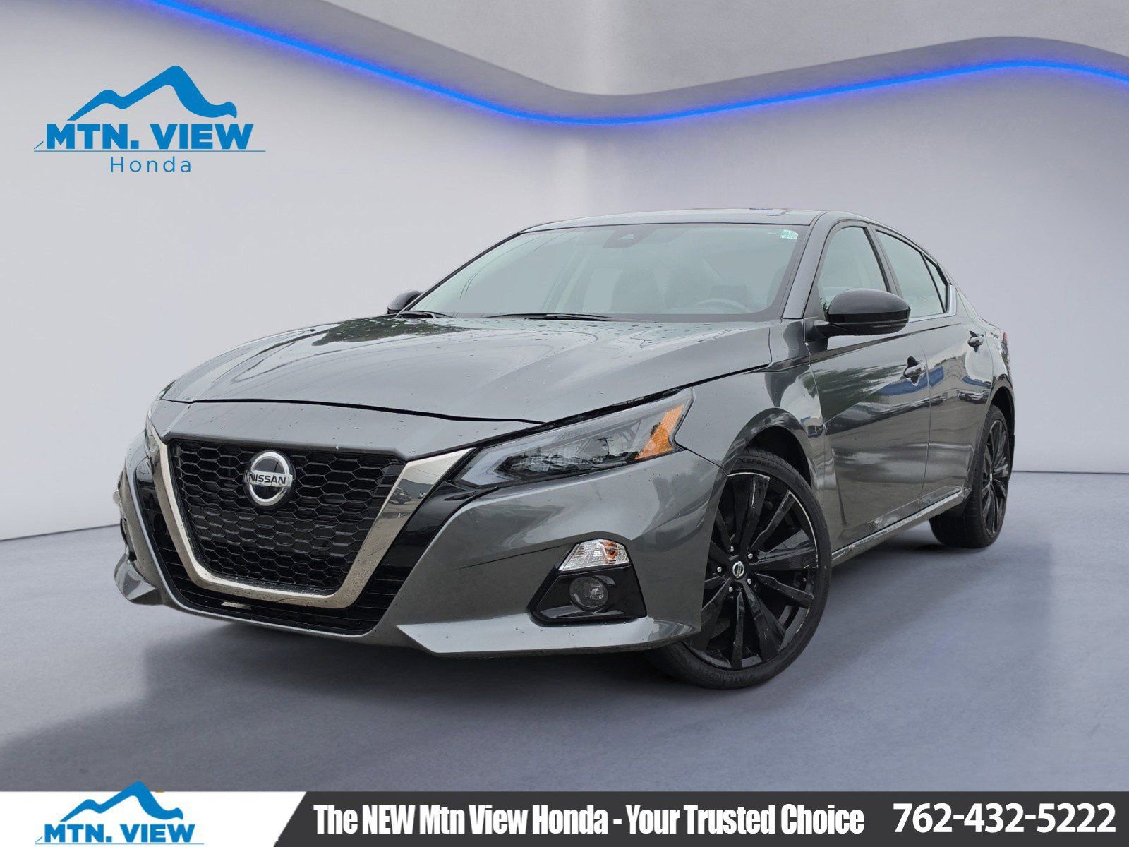 Used 2022 Nissan Altima 2.5 SR w/ Midnight Edition Package